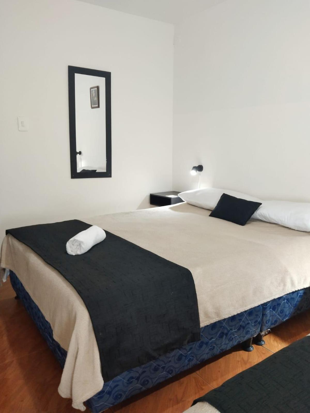 Habitaciones Cerca Al Aeropuerto Centro Y Centro Conecta Embajada Americana Bogotá Eksteriør billede